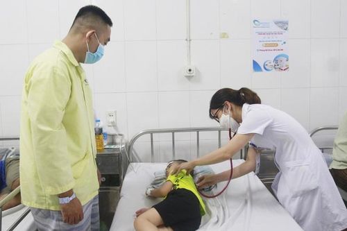 240 học sinh Lào Cai ho, sốt nghi do mắc cúm A