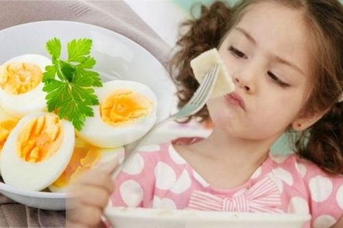 Sai lầm khi cho trẻ ăn trứng gây hại sức khỏe, mẹ thương con nên tránh ngay