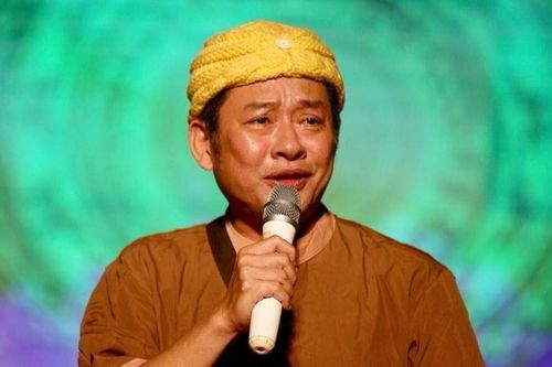 Nghệ sĩ Tấn Beo bị thương do ngã cầu thang