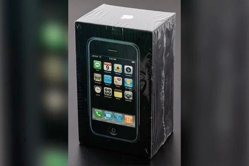 iPhone đời đầu nguyên seal được bán giá gần 55.000 USD