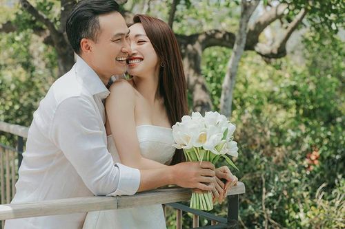 Chi Bảo cưới vợ kém 16 tuổi