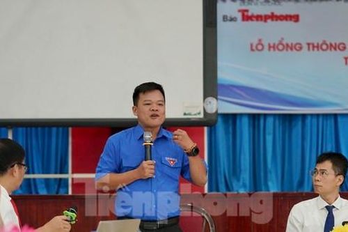 Khoe con trên mạng coi chừng tạo cơ hội cho kẻ xấu lừa đảo