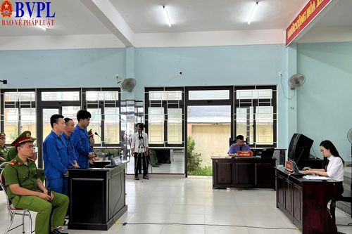 Tuyên án 3 đối tượng đánh nữ nhân viên gác tàu ở Đà Nẵng