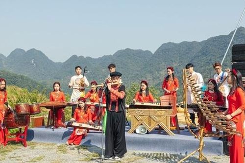 100 nghệ sĩ – nhà giáo đưa âm nhạc cổ điển, âm nhạc dân tộc vào trường học