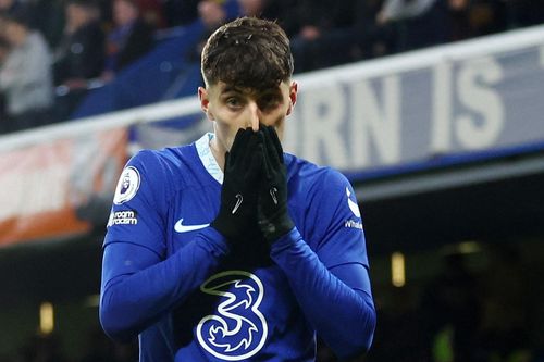 Chelsea rơi chiến thắng ở phút 89