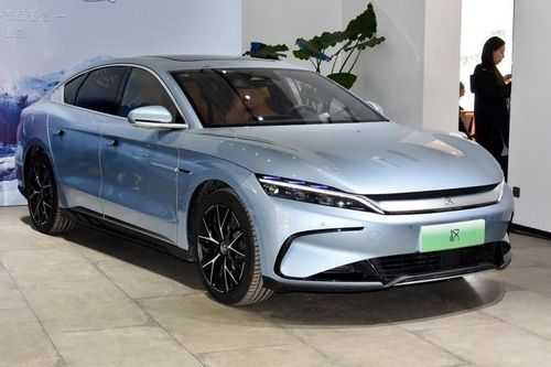 Sedan chạy điện BYD Han EV giảm giá để cạnh tranh