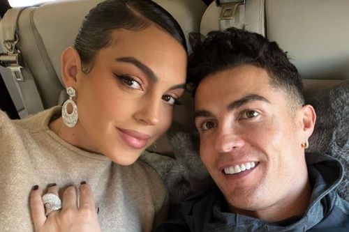 Bạn gái Ronaldo: 'Tôi từng sảy thai 3 lần'