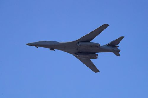 B-1B Mỹ quay lại Hàn Quốc sau khi Triều Tiên phóng tên lửa