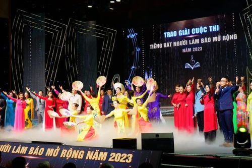 Lễ trao giải Cuộc thi Tiếng hát Người làm báo mở rộng 2023: Hấp dẫn và ấn tượng