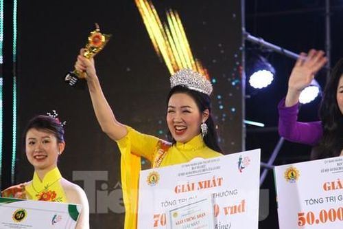 Sôi động đêm chung kết Lễ hội áo dài hoa cúc biển Cửa Lò