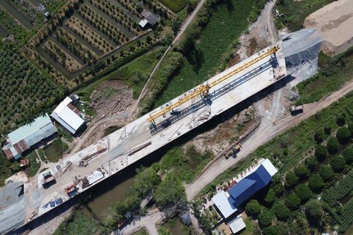 ĐBSCL nỗ lực, cân đối nguồn cát phục vụ 4 tuyến cao tốc quan trọng