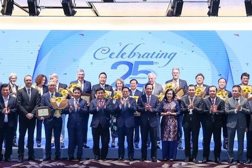 Tin tức nổi bật ngày 19-3