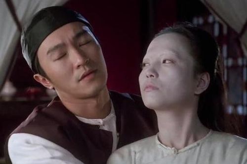 Châu Tinh Trì tái ngộ 'chị Thạch Lựu' Uyển Quỳnh Đan