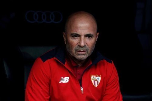 Đối thủ của MU sa thải HLV trước tứ kết Europa League