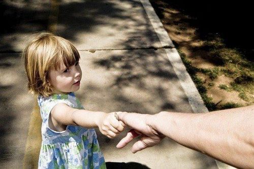 Biết sự thật sau 18 năm, cô gái vẫn khăng khăng gọi kẻ bắt cóc là 'mẹ'