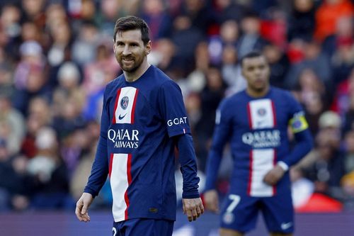 Messi và Mbappe kém duyên, PSG thua sốc ngay trên sân nhà