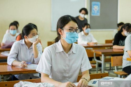 Lịch sử là môn thi tốt nghiệp bắt buộc: Tránh biến việc học chỉ để đi thi