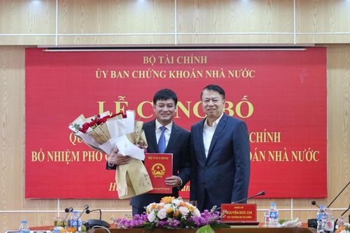 Bổ nhiệm ông Hoàng Văn Thu giữ chức Phó Chủ tịch Ủy ban Chứng khoán Nhà nước
