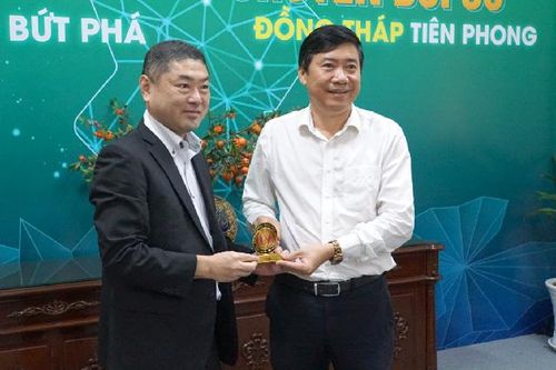 Chủ tịch UBND tỉnh Phạm Thiện Nghĩa tiếp và làm việc với đoàn công tác ADB