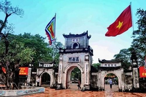 Tức Mặc cố hương ngời Quốc sử