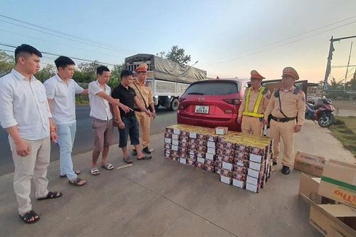 Đắk Lắk: Phát hiện hơn 3 tạ pháo được ngụy trang trong thùng sữa