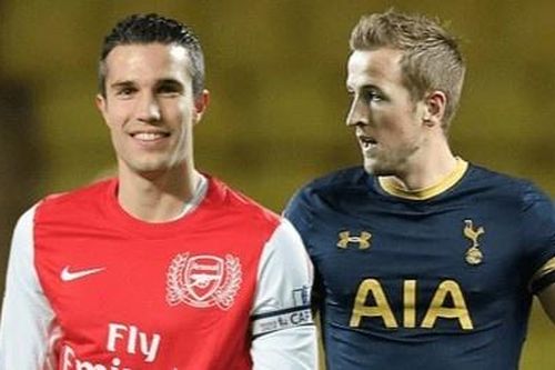 Muốn có danh hiệu, Kane nên học Van Persie