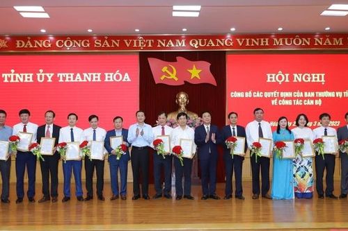 Điều động, bổ nhiệm một loạt Tỉnh ủy viên, Giám đốc Sở