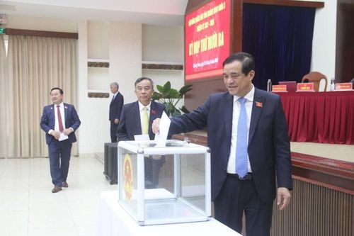 Miễn nhiệm đại biểu HĐND tỉnh Quảng Nam đối với ông Nguyễn Viết Dũng