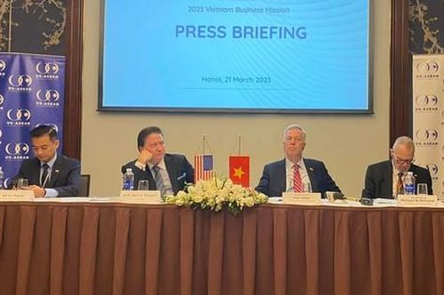 Bất ngờ những điều 'đại bàng' Mỹ nói về Việt Nam