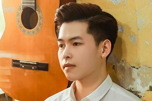 Ca sĩ Thanh Bình bất ngờ vì lời ca khúc 'Tấm hình' giống chuyện tình bản thân
