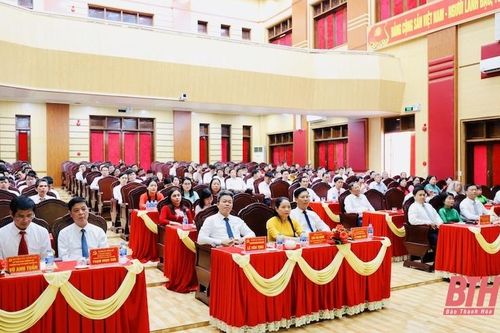 Huyện Vĩnh Lộc biểu dương các điển hình tiên tiến trong học tập và làm theo tư tưởng, đạo đức, phong cách Hồ Chí Minh