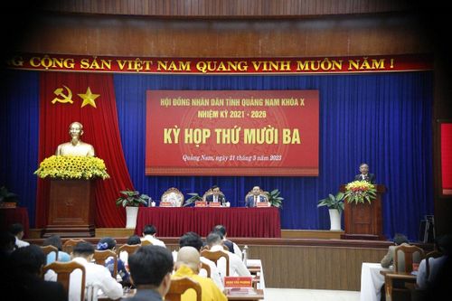 Chủ tịch Tập đoàn Đất Quảng Nguyễn Viết Dũng vắng họp HĐND