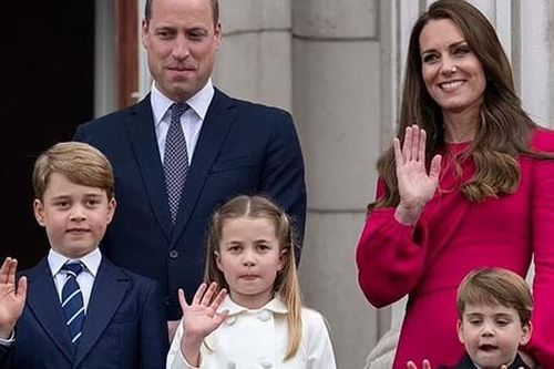 Tò mò vai trò của những đứa trẻ tại lễ đăng quang Vua Charles III: Kate và William lo lắng George quá sức, 2 con của nhà Sussex vẫn là ẩn số