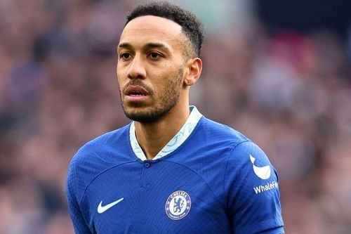 Chelsea nổi giận với Aubameyang