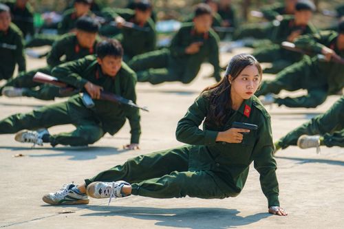 Một ngày huấn luyện của gần 2.000 sinh viên ngành công an