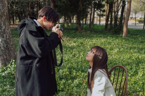 Hẹn hò với người giống tình cũ