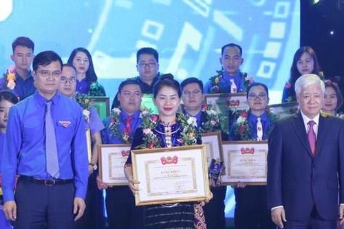 Tham gia giải quyết những vấn đề khó, mới của đất nước