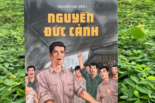 Sách hay về anh hùng Nguyễn Đức Cảnh