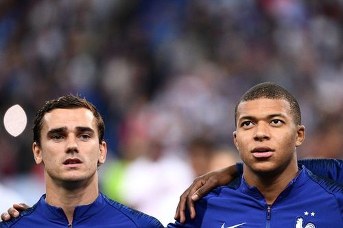 Mbappe gặp Griezmann để nói về tấm băng đội trưởng