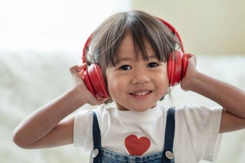 95% trường mầm non tại TP.HCM tổ chức cho trẻ làm quen tiếng Anh