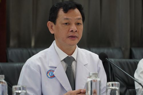 Giám đốc BV Chợ Rẫy: 'Áp lực kinh khủng khi thiếu thiết bị y tế'