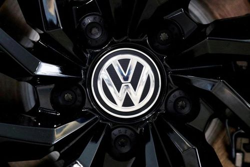 Volkswagen bị đóng băng tài sản ở Nga