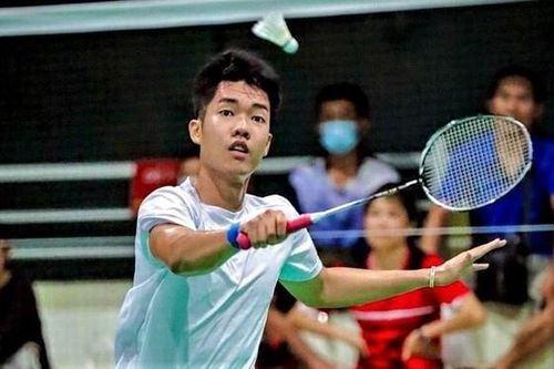 Đức Phát quật ngã tay vợt số một Hàn Quốc