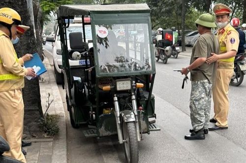 Quận Tây Hồ xóa 'điểm đen' trật tự đô thị nút Âu Cơ – Từ Hoa