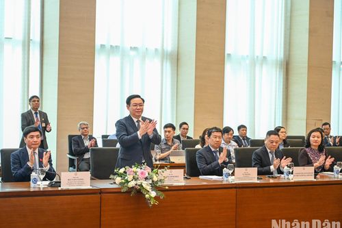 Chủ tịch Quốc hội tiếp đoàn doanh nghiệp của Hội đồng Kinh doanh Hoa Kỳ - ASEAN