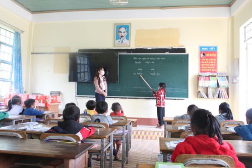Ưu tiên củng cố, phát triển cơ sở giáo dục khu vực Tây Nguyên