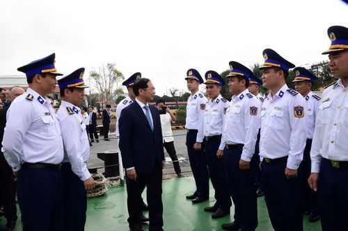 Kiên quyết trong thực hiện nhiệm vụ bảo vệ chủ quyền