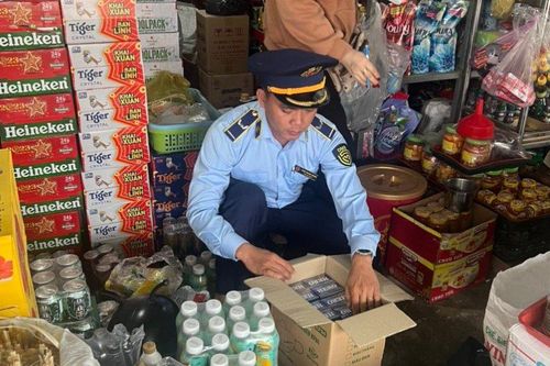 Tây Ninh: Tịch thu, tiêu hủy hơn 4.500 bao thuốc lá điếu nhập lậu