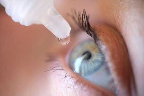 Thêm trường hợp tử vong liên quan đến nước nhỏ mắt bị thu hồi