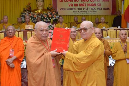 Viện Nghiên cứu Phật học Việt Nam có 2 Phân viện, 10 Trung tâm và 2 Ban trực thuộc